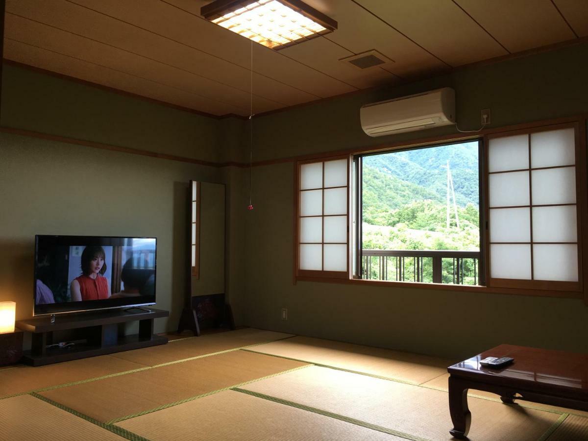 אוטסו Biwako, Hira Hotel מראה חיצוני תמונה